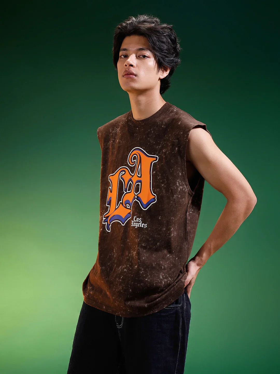 Lzuri Classic Sleeveless Vest